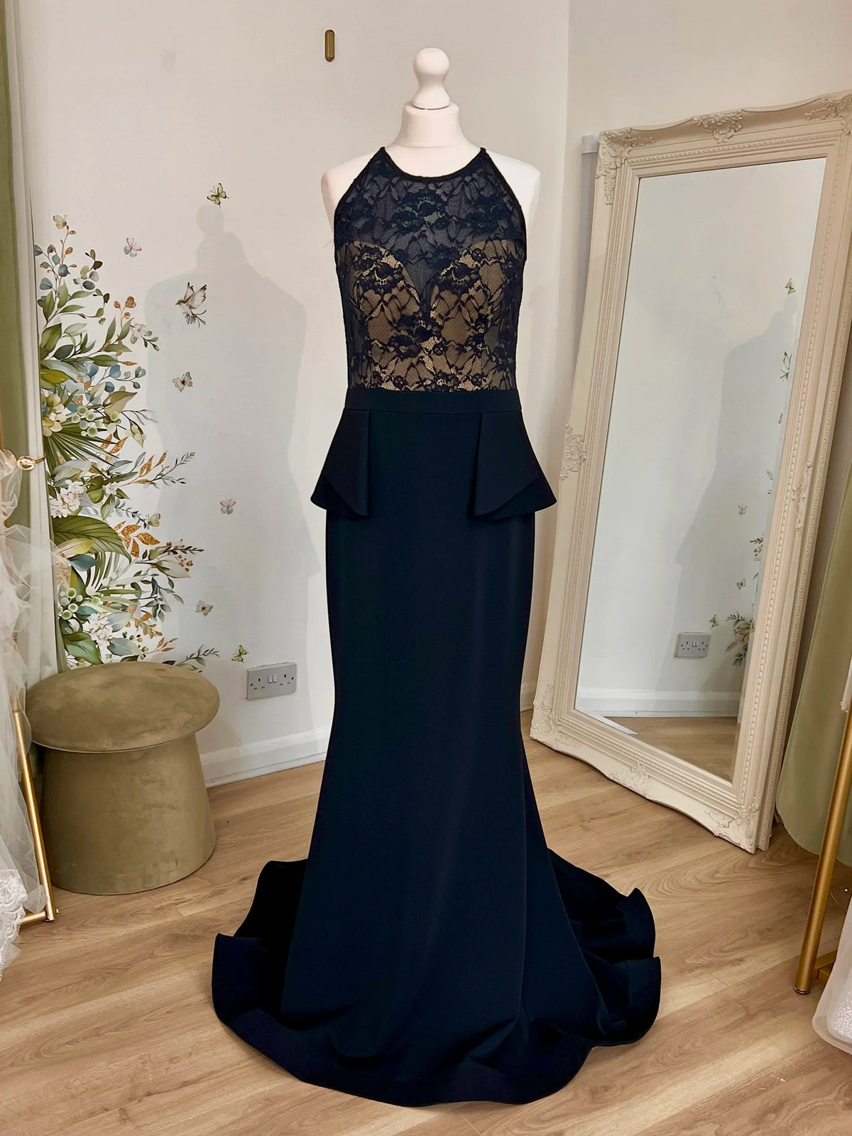 Pia Michi Gown