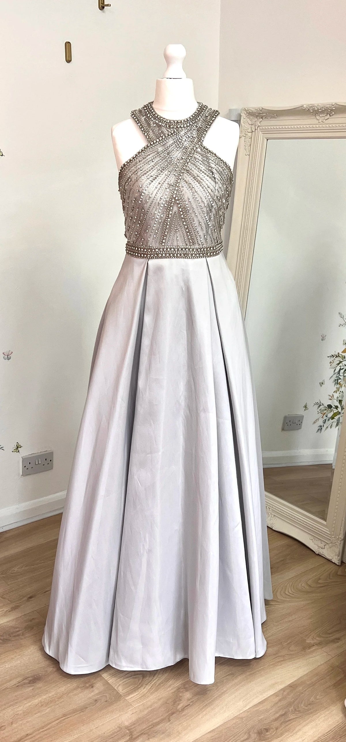 Dynasty Spirit London Gown With Pockets