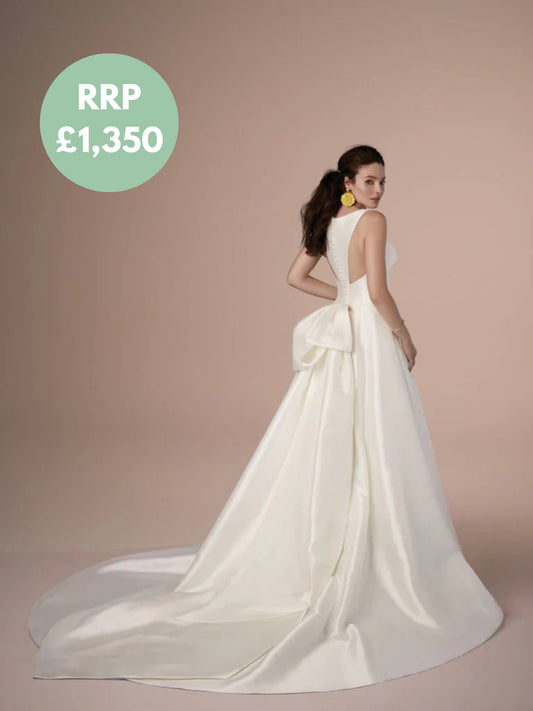 Maggie Sottero Bridal Gown with attachable bow - Megan - 9PW923