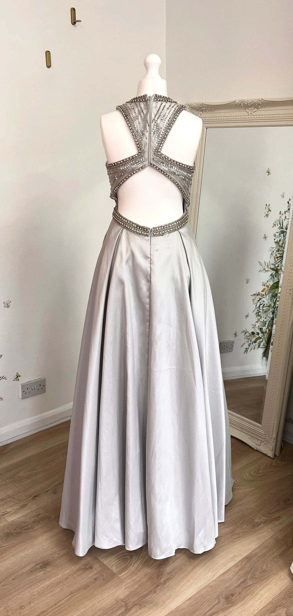 Dynasty Spirit London Gown With Pockets