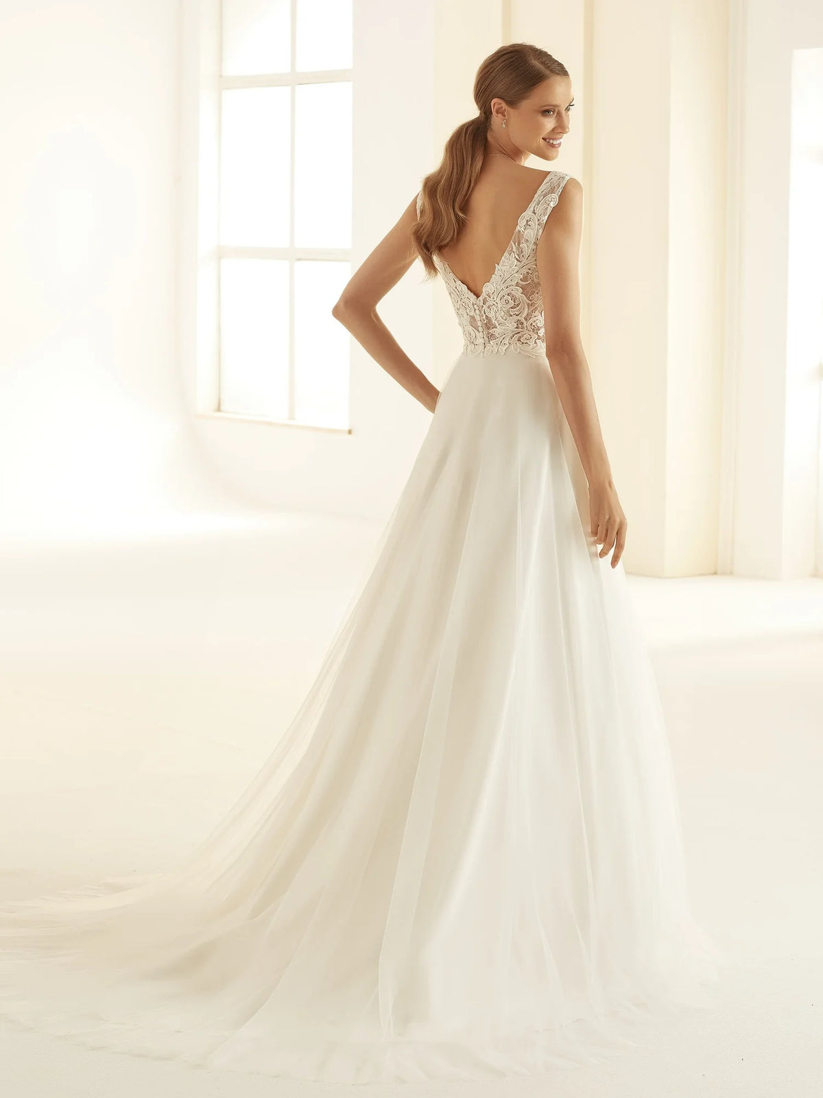 Bianco Evento Bridal Gown - Preciosa