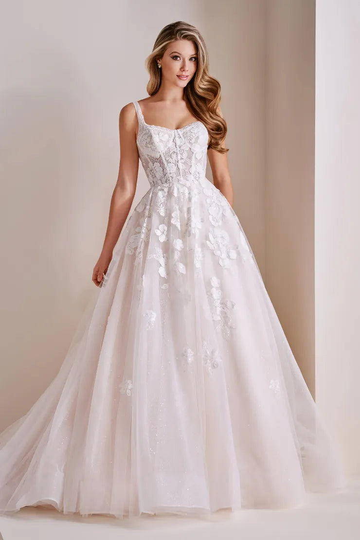 Mon Cheri Bridal Gown- E404